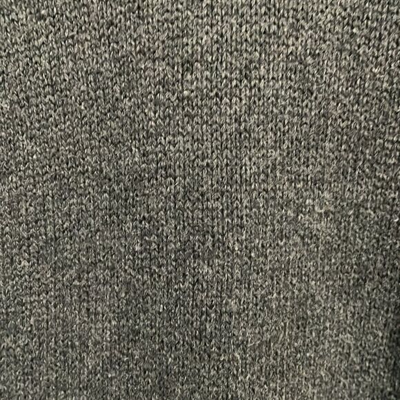 Men’s gray sweater extra large - Picture 3 of 4